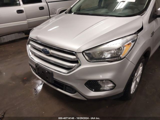 1FMCU9G95HUE76612 Ford ESCAPE SE
