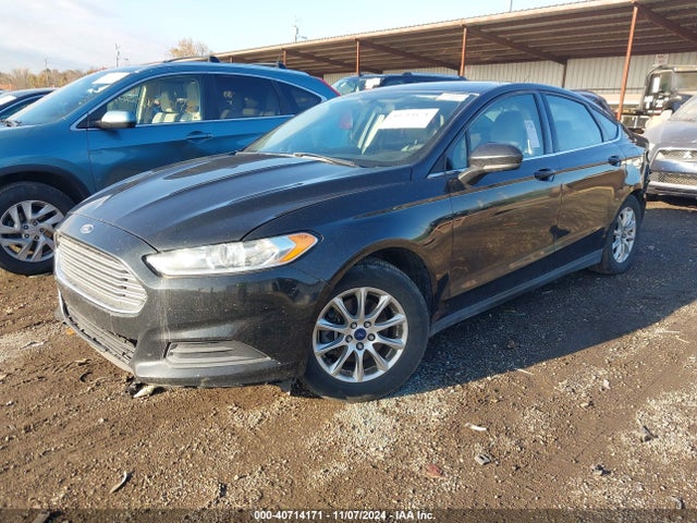 Ford FUSION S 2015 3FA6P0G74FR106250 Image 2