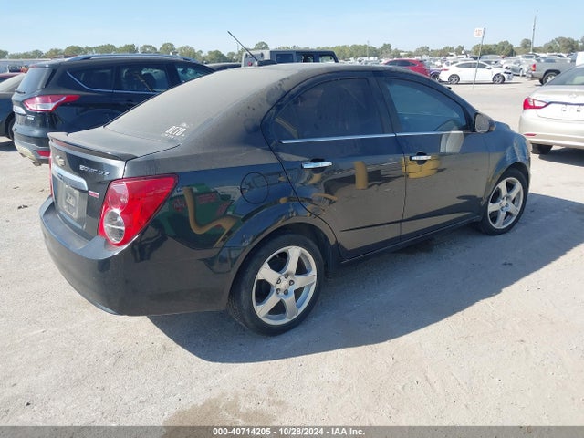 Chevrolet Sonic Ltz Auto 2015 1G1JE5SB9F4123629 Image 4