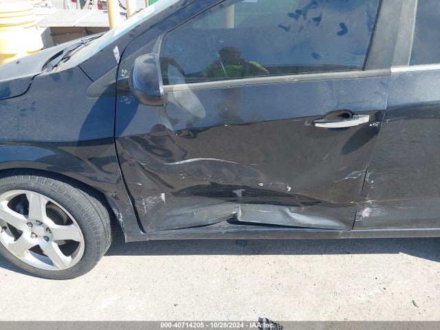 Chevrolet Sonic Ltz Auto 2015 1G1JE5SB9F4123629 Image 6