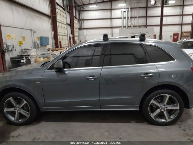 WA1D7AFP5HA093542 Audi Q5 3.0t Premium Plus