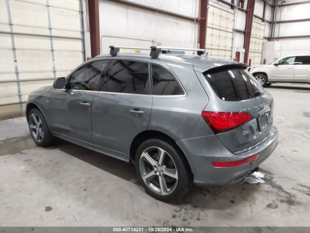 WA1D7AFP5HA093542 Audi Q5 3.0t Premium Plus