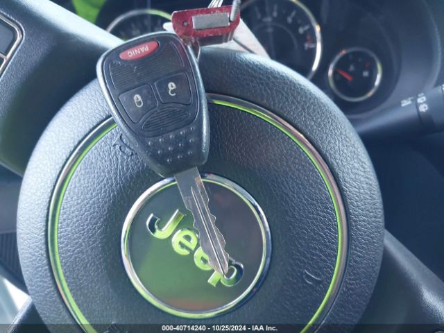1C4BJWDG5EL307993 Jeep Wrangler Unlimited Sport