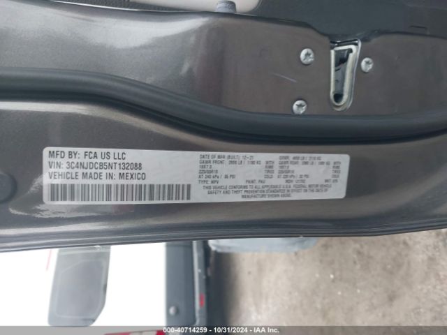 3C4NJDCB5NT132088 Jeep Compass Limited 4x4