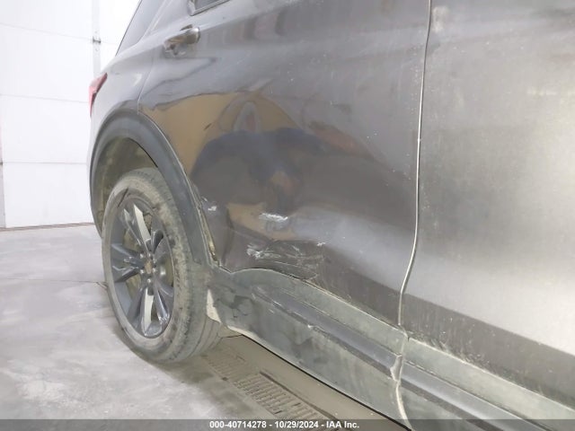 Продажа на аукционе авто 2021 Ford Explorer Xlt, vin: 1FMSK8DHXMGA49703, номер лота: 40714278