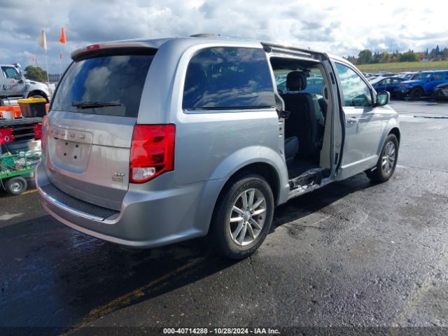 2C4RDGCG2KR802426 Dodge Grand Caravan Sxt