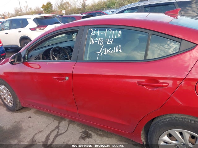 Hyundai ELANTRA SE 2017 5NPD74LF9HH095208 Image 14