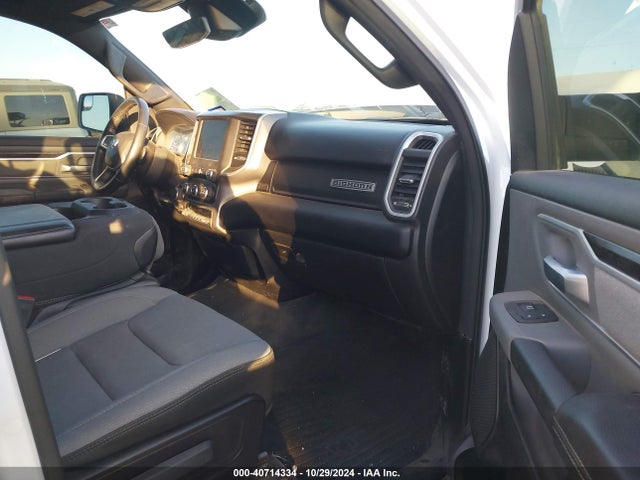 1C6SRFMT2NN161036 RAM 1500 Big Horn  4x4 6'4 Box