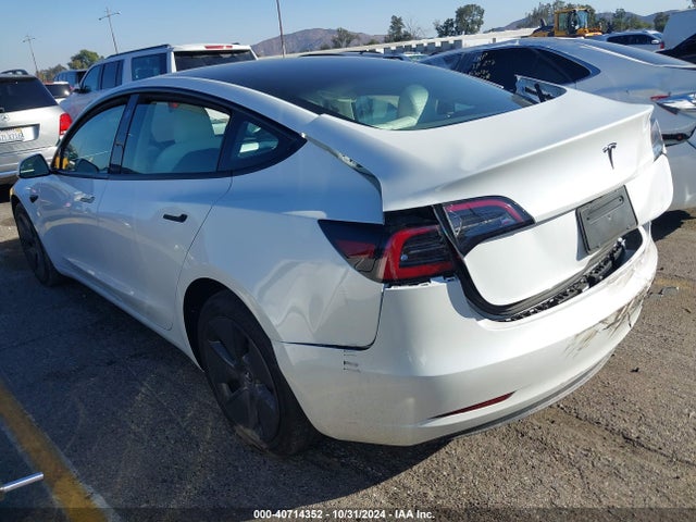 2023 TESLA MODEL 3 5YJ3E1EA4PF497202 Photo 2