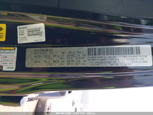 1C4HJXDN8JW240037 Jeep Wrangler Unlimited Sport 4x4