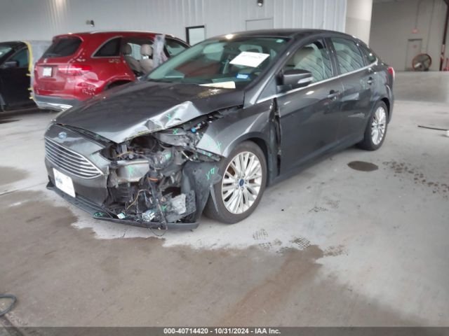 1FADP3J2XJL271801 Ford Focus Titanium