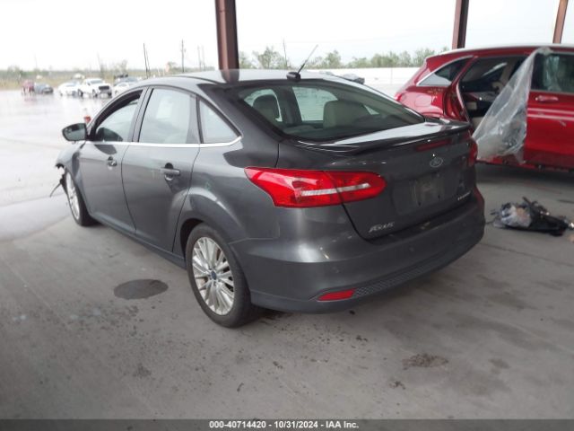 1FADP3J2XJL271801 Ford Focus Titanium