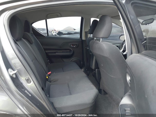 Toyota Prius C Two 2015 JTDKDTB39F1105385 Image 8
