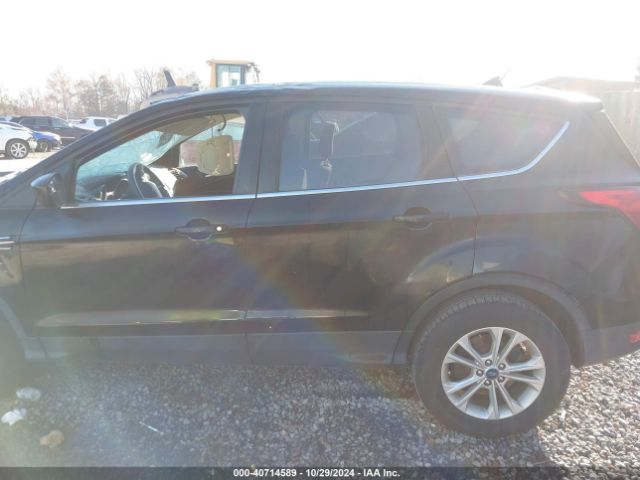 1FMCU0GD1KUA07539 Ford ESCAPE SE
