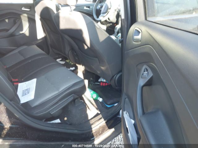 1FMCU0GD1KUA07539 Ford ESCAPE SE