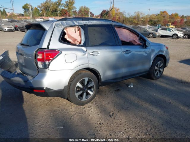 JF2SJAGC8JH470423 Subaru Forester 2.5i Premium