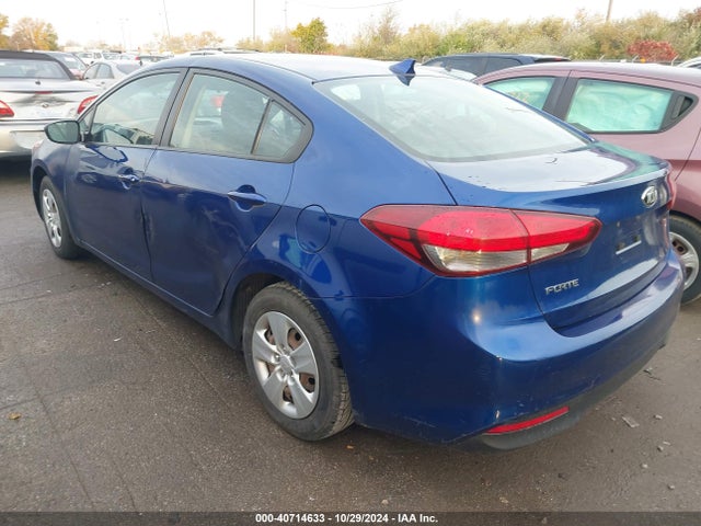 KIA FORTE LX 2018 3KPFK4A71JE179245 Image 3