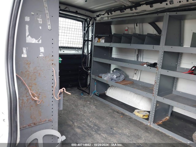 Chevrolet Express 2500 Work Van 2015 1GCWGFCF3F1196155 Image 8