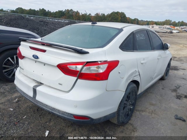 Ford FOCUS SE 2014 1FADP3F23EL446310 Image 12