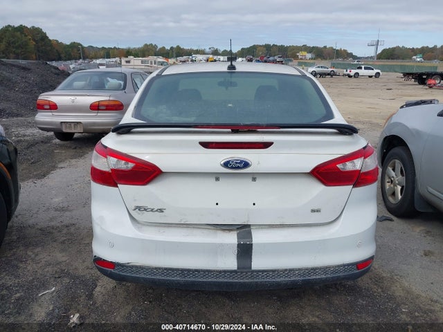 Ford FOCUS SE 2014 1FADP3F23EL446310 Image 13