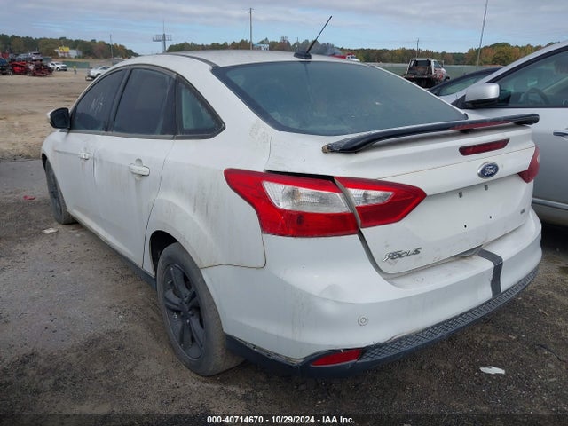 Ford FOCUS SE 2014 1FADP3F23EL446310 Image 14