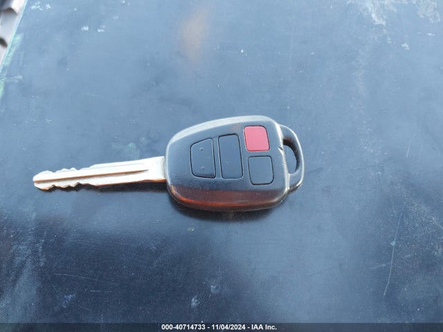 Toyota COROLLA LE 2016 5YFBURHE1GP507927 Image 11