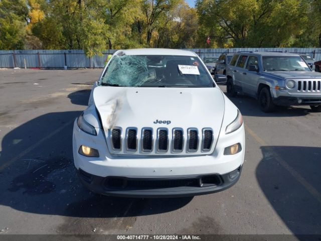 1C4PJMAB0GW263373 Jeep Cherokee Sport