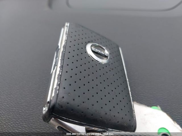 LYVBR0DM6KB231082 Volvo Xc60 Hybrid T8 R-design