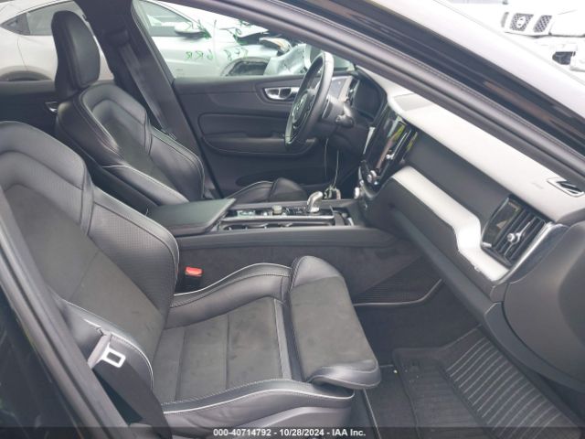 LYVBR0DM6KB231082 Volvo Xc60 Hybrid T8 R-design