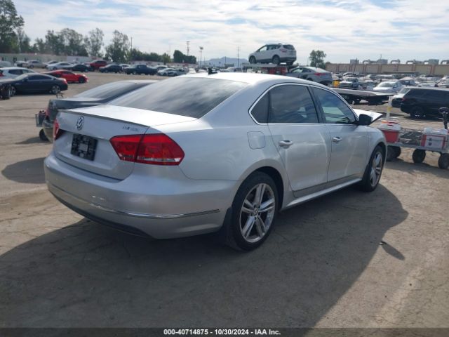 1VWCV7A31FC054055 Volkswagen Passat 2.0l Tdi Sel Premium