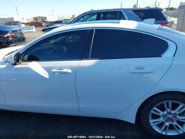 SAJAD4FX9JCP23464 Jaguar Xe 25t Premium