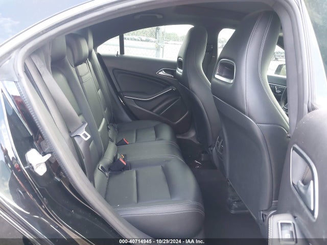 Mercedes-Benz CLA 250 2018 WDDSJ4EB1JN662977 Image 8