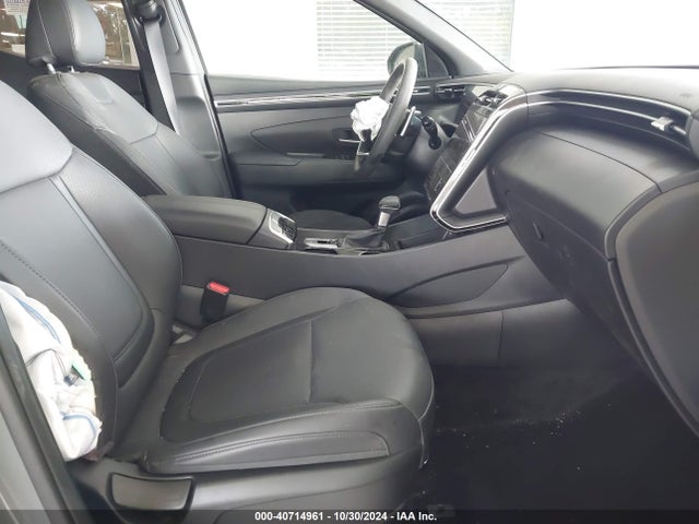 5NTJCDDF4RH105188 Hyundai Santa Cruz Night
