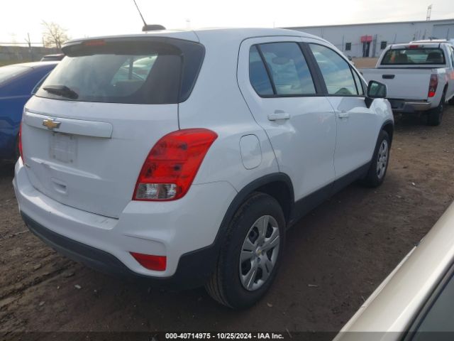 KL7CJKSB7HB126101 Chevrolet TRAX LS