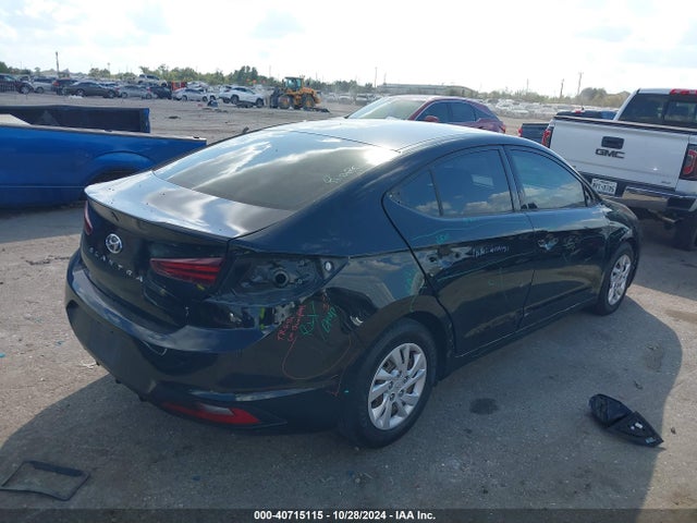 Hyundai ELANTRA SE 2020 5NPD74LF6LH543493 Image 4