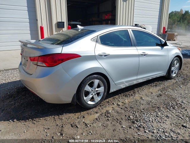 Продажа на аукционе авто 2013 Hyundai Elantra Gls, vin: 5NPDH4AEXDH414312, номер лота: 40715158