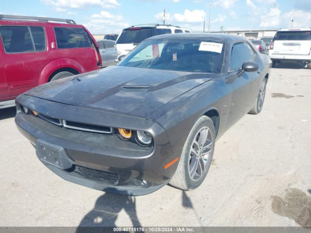 2C3CDZGG5KH541671 Dodge Challenger Sxt Awd
