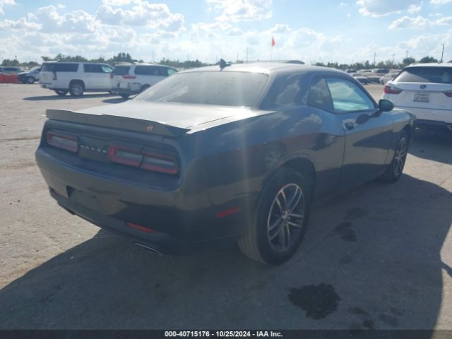 2C3CDZGG5KH541671 Dodge Challenger Sxt Awd