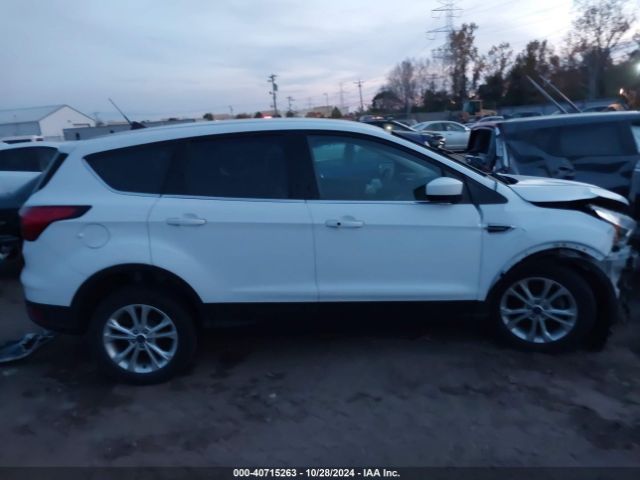 1FMCU0GD0KUB52846 Ford ESCAPE SE