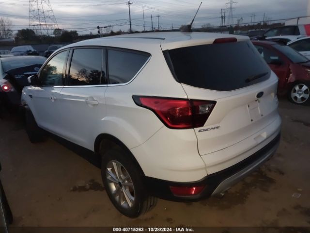 1FMCU0GD0KUB52846 Ford ESCAPE SE