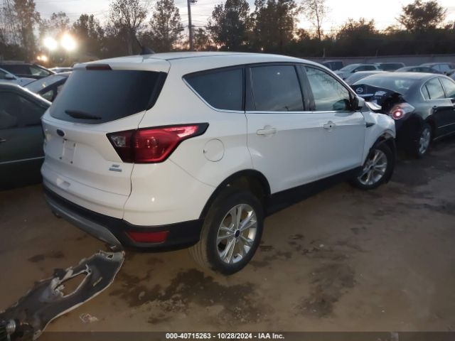 1FMCU0GD0KUB52846 Ford ESCAPE SE
