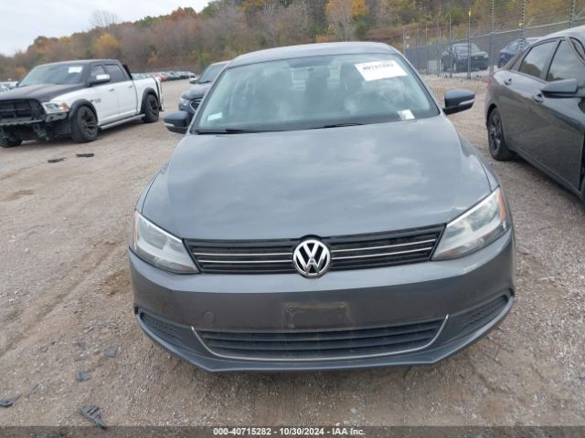 3VWD17AJ5EM203529 Volkswagen Jetta 1.8t Se