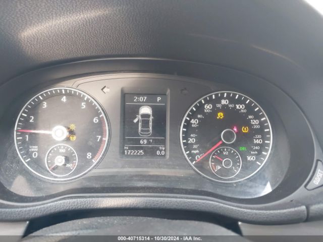 1VWBT7A35FC036918 Volkswagen Passat 1.8t Se