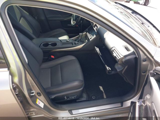 JTHBA1D26J5068586 Lexus IS 300