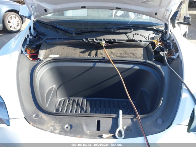 2023 TESLA MODEL Y 7SAYGDEEXPF876275 Photo 9