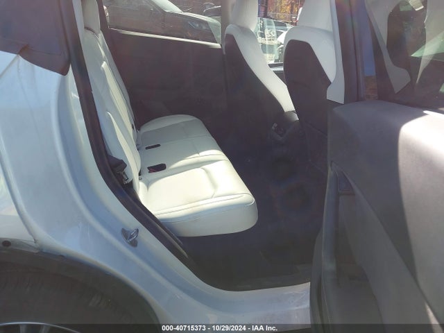 2023 TESLA MODEL Y 7SAYGDEEXPF876275 Photo 7