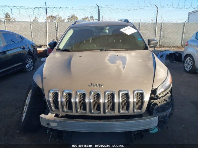 1C4PJLABXGW125379 Jeep Cherokee Sport