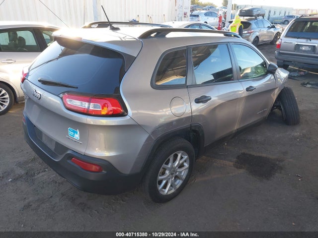 1C4PJLABXGW125379 Jeep Cherokee Sport