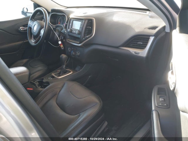 1C4PJLABXGW125379 Jeep Cherokee Sport