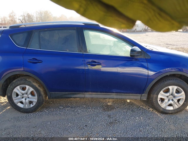 Toyota RAV4 LE 2015 2T3ZFREV7FW206550 Image 12